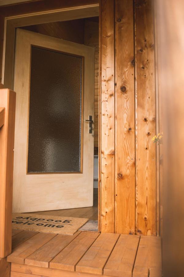 Naturnahes Familienchalet Mit Garten - Wifi - Netflix - Nur 15 Minuten Vom Chiemsee Und 35 Minuten Von Muenchen Entfernt Vogtareuth Eksteriør bilde