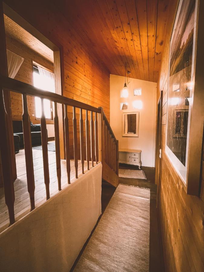 Naturnahes Familienchalet Mit Garten - Wifi - Netflix - Nur 15 Minuten Vom Chiemsee Und 35 Minuten Von Muenchen Entfernt Vogtareuth Eksteriør bilde