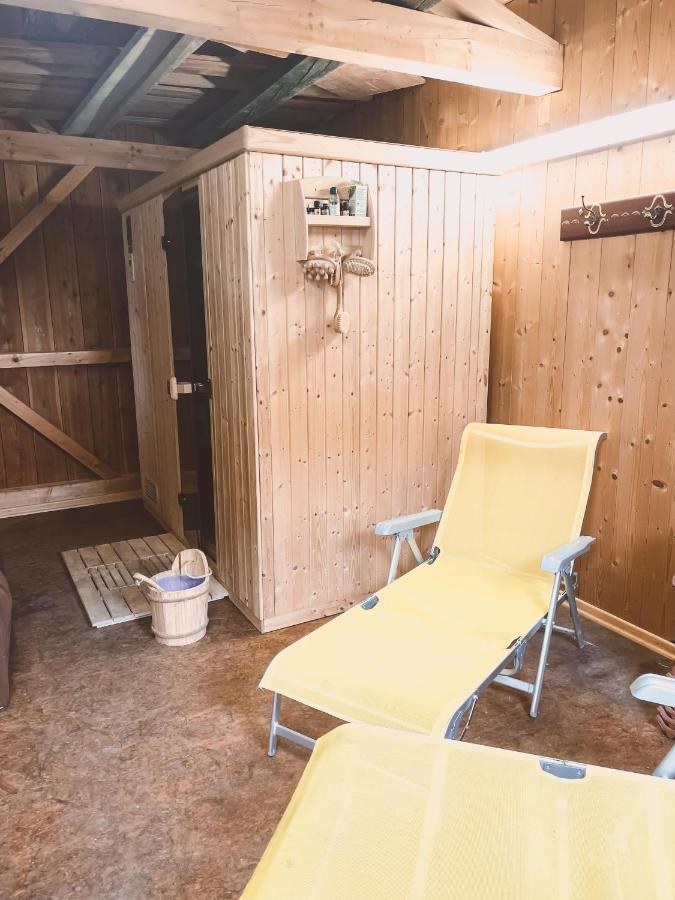 Naturnahes Familienchalet Mit Garten - Wifi - Netflix - Nur 15 Minuten Vom Chiemsee Und 35 Minuten Von Muenchen Entfernt Vogtareuth Eksteriør bilde